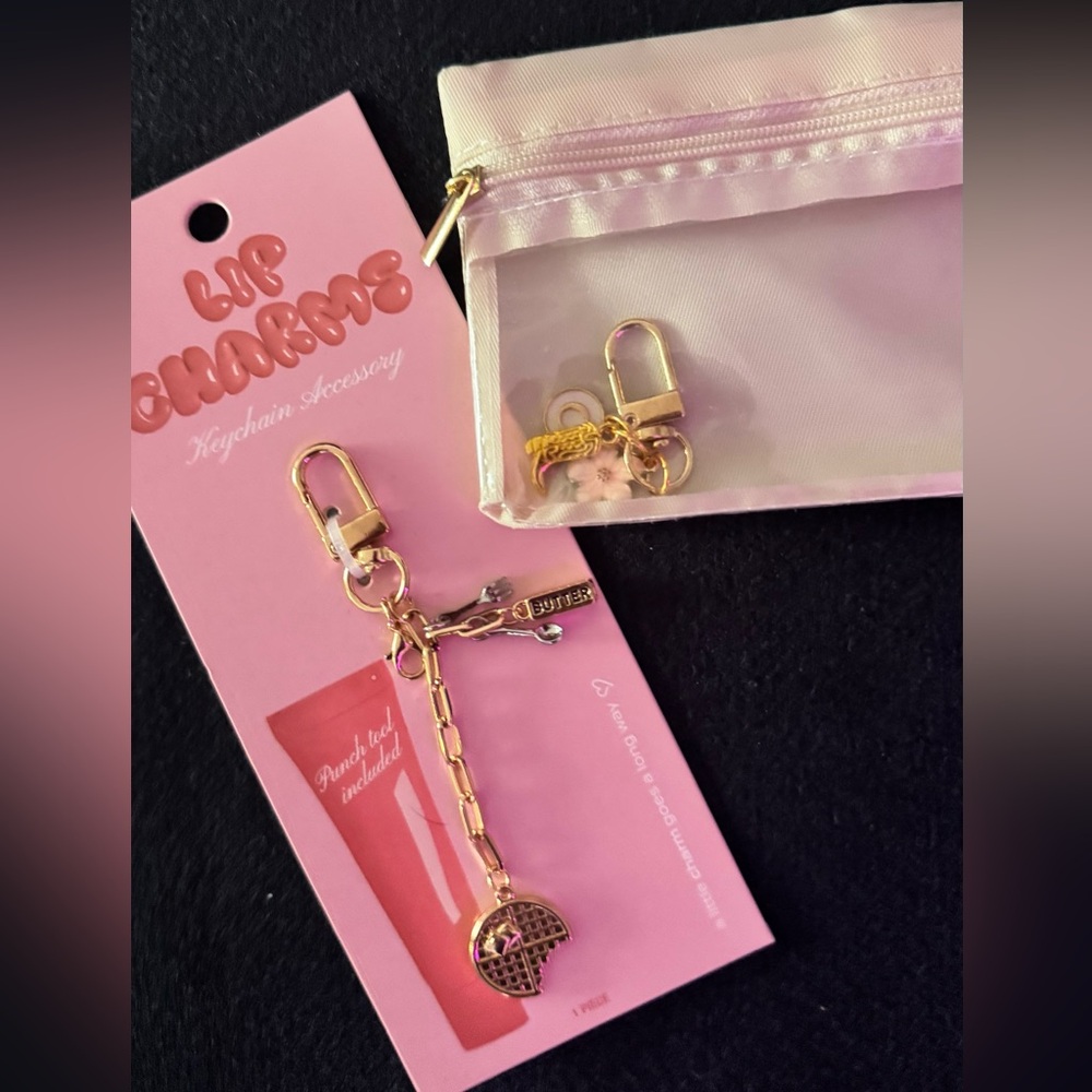 Target Lip Charm Keychain - Pink and Gold